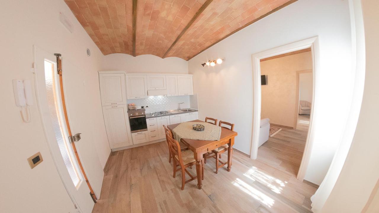 I Due Cipressi Guest House Torrenieri Exterior foto