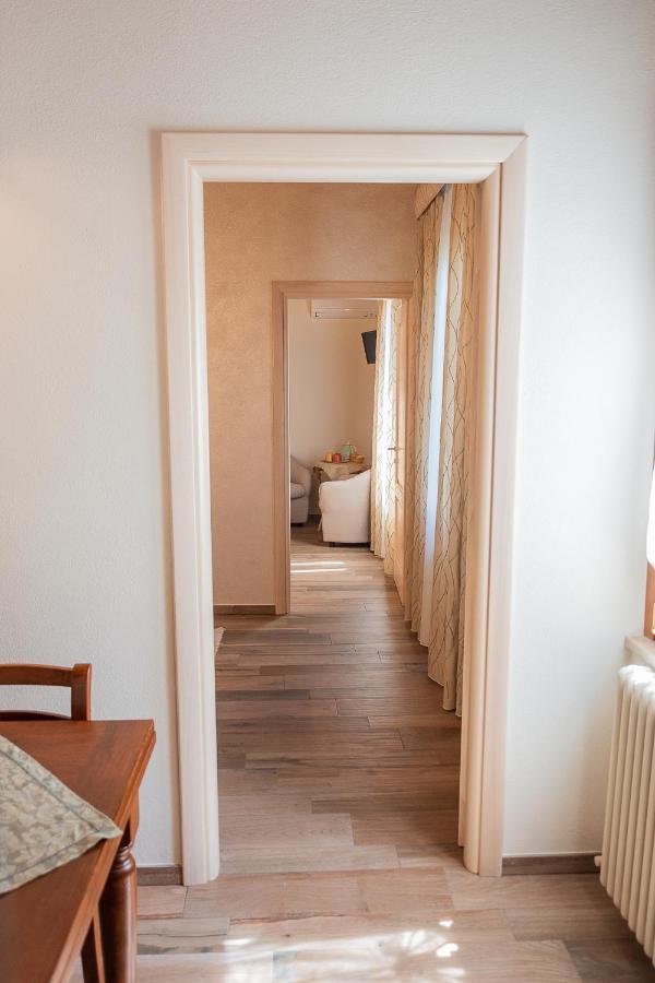 I Due Cipressi Guest House Torrenieri Exterior foto