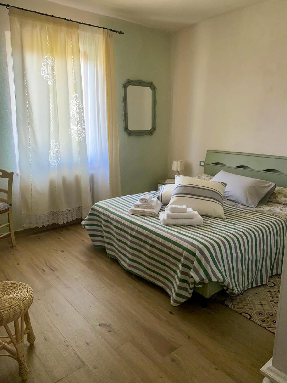 I Due Cipressi Guest House Torrenieri Exterior foto